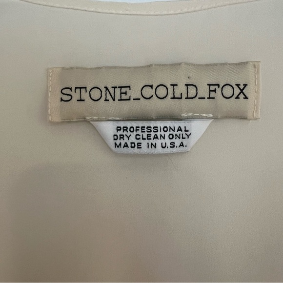 Stone Cold Fox Silk Robe - Picture 8 of 8